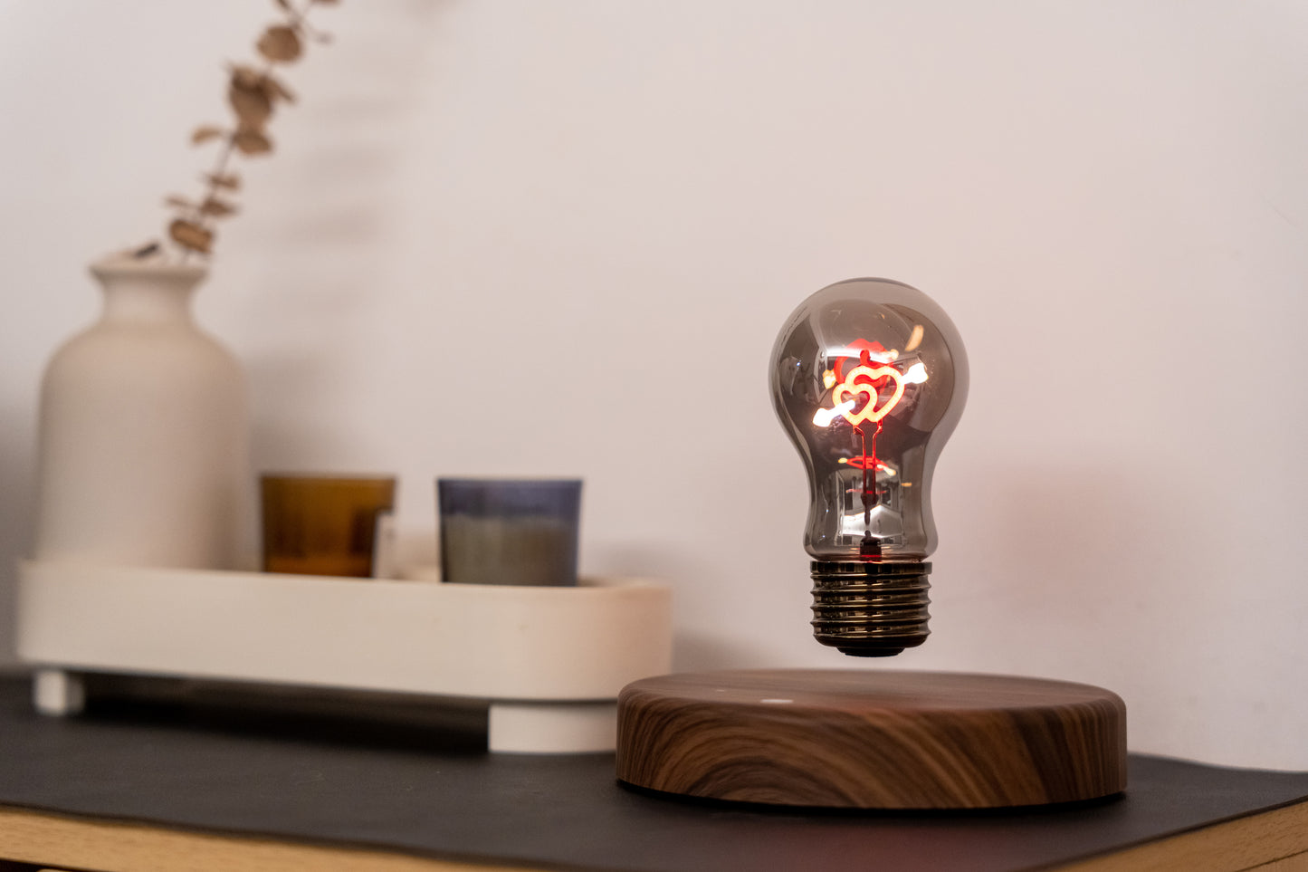 New Item Modern Minimalist ABS Bedrooms Touch Control Night Light Heart-Shaped Magnetic Levitation Floating LED Light Bulb