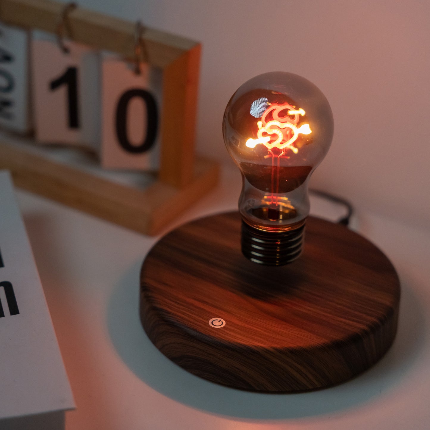 New Item Modern Minimalist ABS Bedrooms Touch Control Night Light Heart-Shaped Magnetic Levitation Floating LED Light Bulb