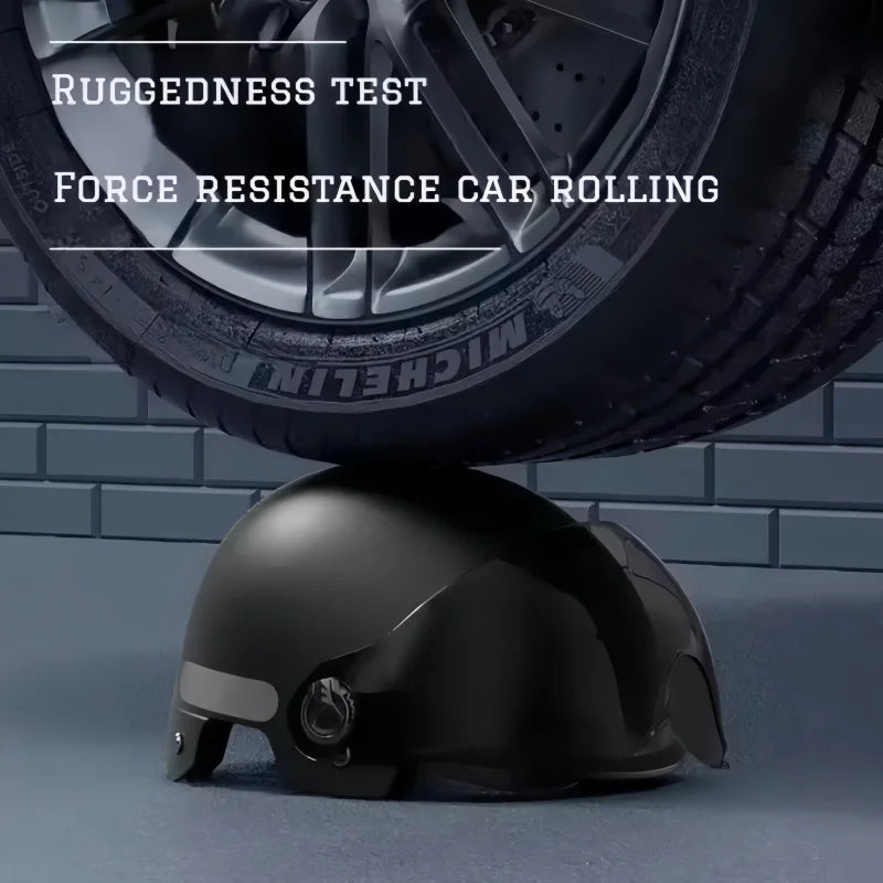 Men's motorcycle helmet - Comfortable and breathable. Bicycle and electric vehicle helmet - 3C certified safety equipment.