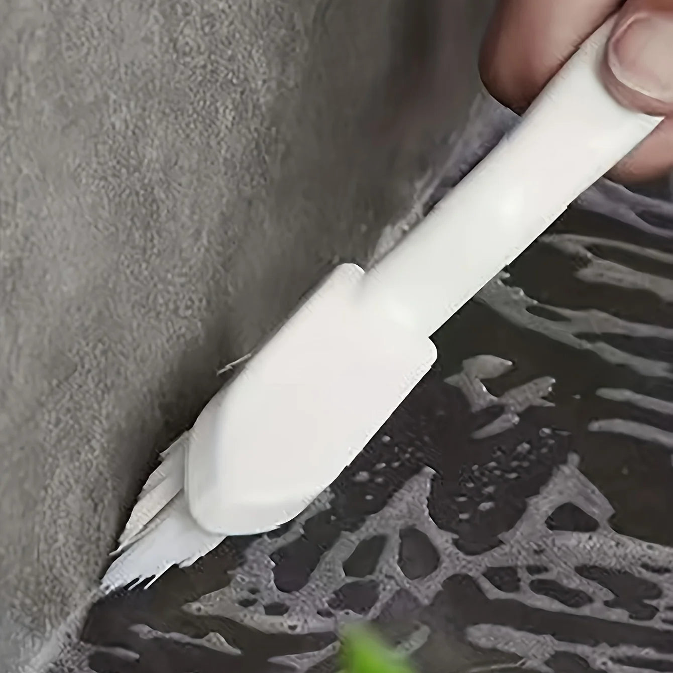 1pc multifunctional gap cleaning brush, handheld floor, wall tile, toilet, door and window cleaning brush